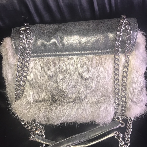 MICHAEL KORS | RARE FLURRY RABBIT FUR AND LEATHER HANDBAG SILVER CHAIN STRAPS* - Picture 3 of 8